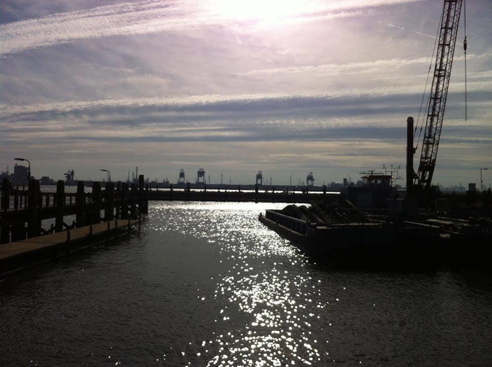 Hotel Torpedoloods Hoek van Holland Exterior foto